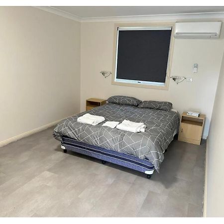 Yetholme Motel Экстерьер фото